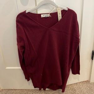 Maroon sweater